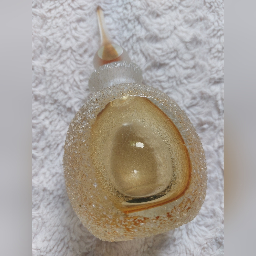 Sugar Glass Perfume Bottle - Picture 8 of 9
